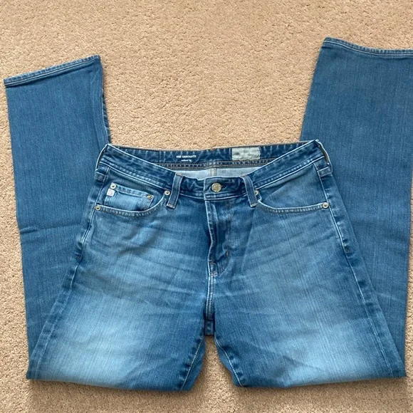 AG The Graduate - Picture 2 of 4